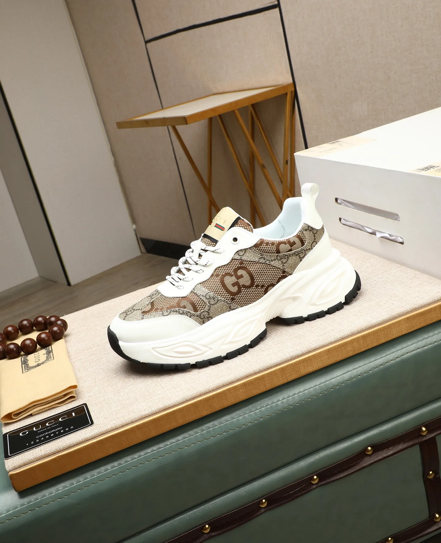 Men's men's shoes💰460 GUCCI🔍🔍2025 latest model Available at the counter at the same time, original calfskin imported from Italy, genuine leather lining, (high-end, extravagant, and classy) with exquisite workmanship, soles: original soles specially provided by the original factory, ⚠Exclusive double-layer movable molded soles are super comfortable⚠, real photos🎬The real ones are better🔍🔍"High quality·Follow the order" code number 39-44 (38 45 46 customized)